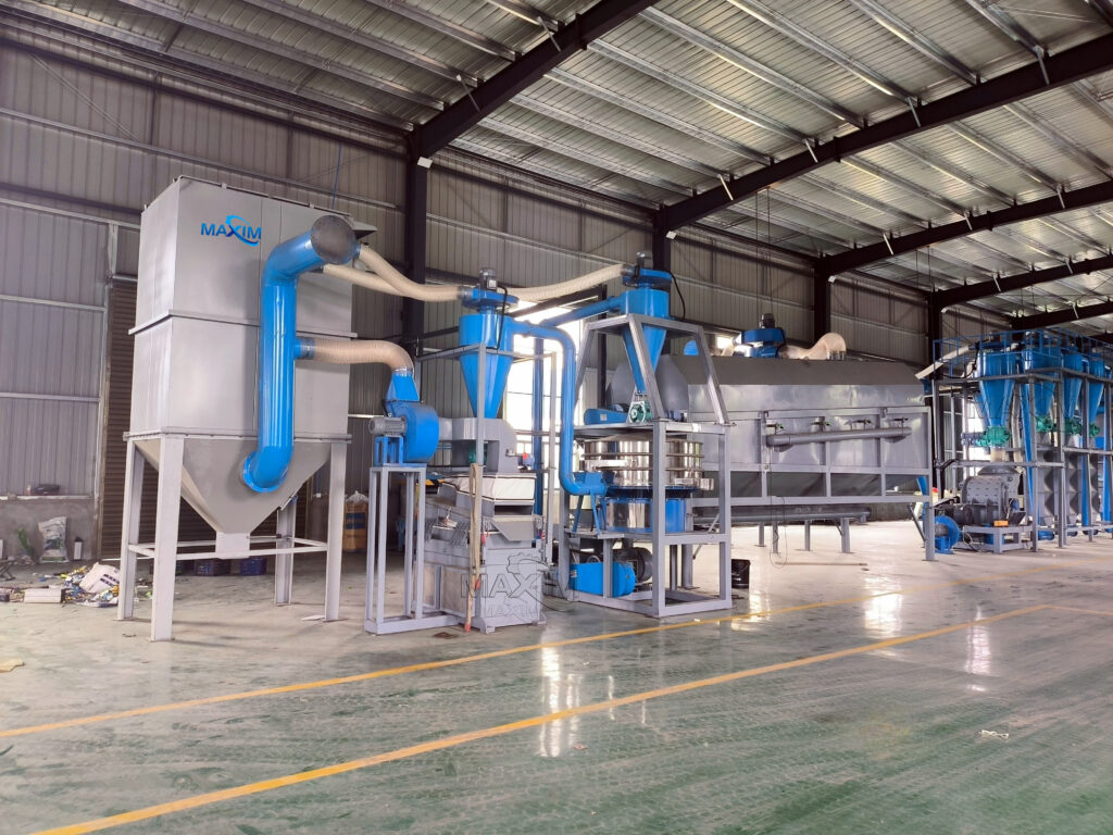 Lithium battery recycling production line